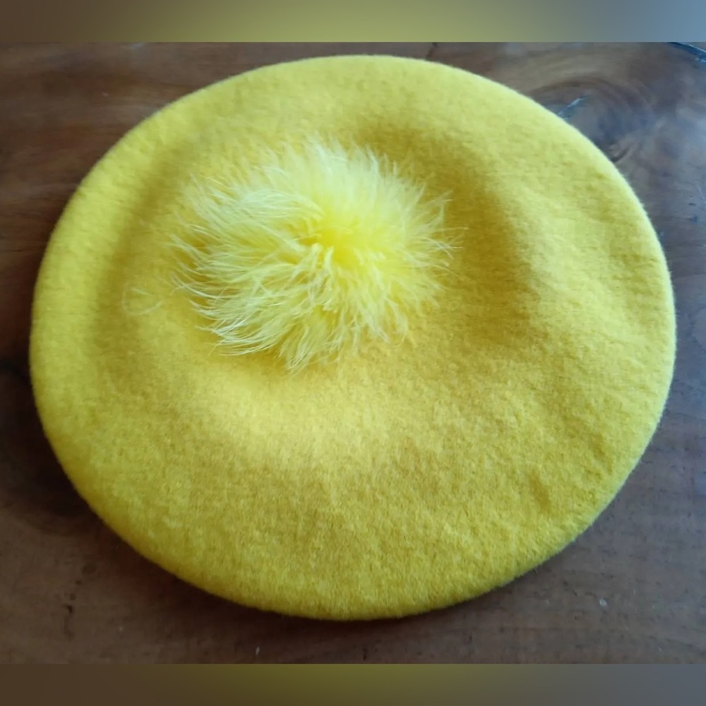 Two Girls N.Y.C. Vibrant Yellow Tam Beret with Fluffy Pom-Pom Retro Mod - Picture 6 of 9